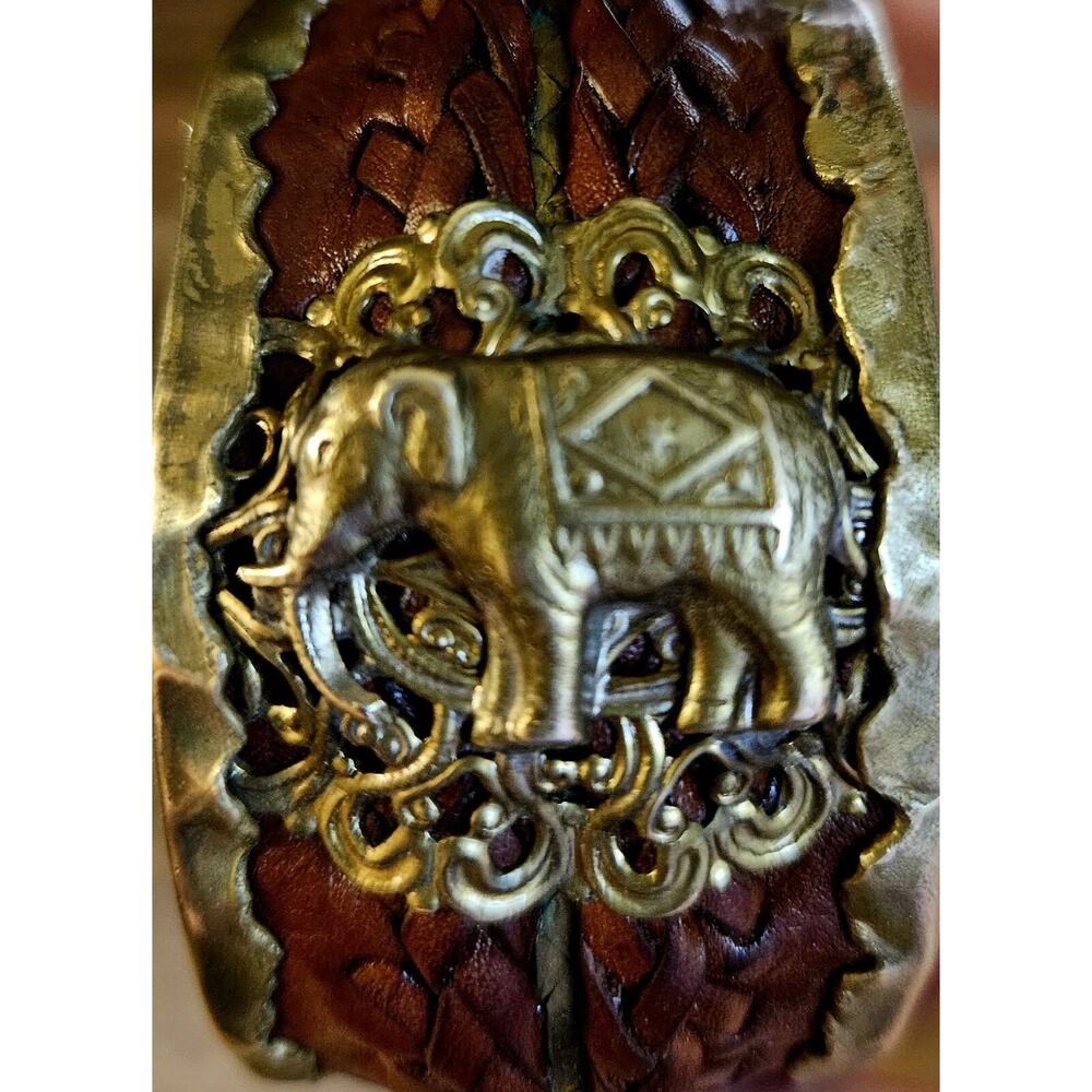 Vintage Il Gioiello Di Firenze Italy Elephant Brass & Leather Bangle Bracelet View 4